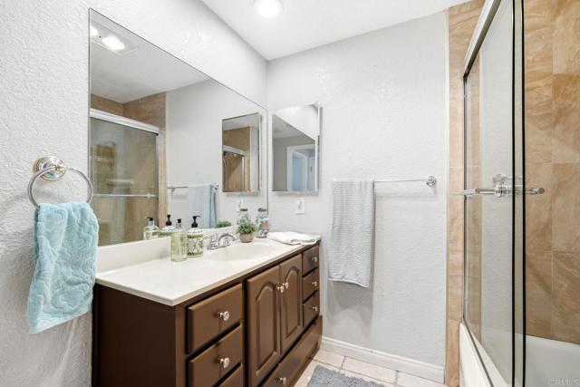 Detail Gallery Image 16 of 44 For 3655 Vista Campana #9,  Oceanside,  CA 92057 - 2 Beds | 2 Baths