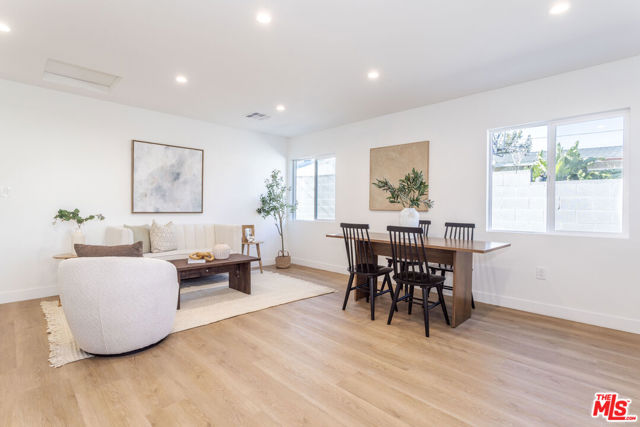 14365 Berg Street, Sylmar CA: https://media.crmls.org/mediaz/3439965e-7215-4000-8fc7-6ac3272ad6f5.jpg