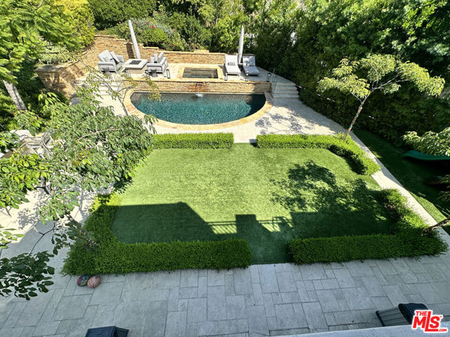 16821 Via La Costa, Pacific Palisades CA: https://media.crmls.org/mediaz/343a5742-6876-46e4-948a-c07e9018a45f.jpg