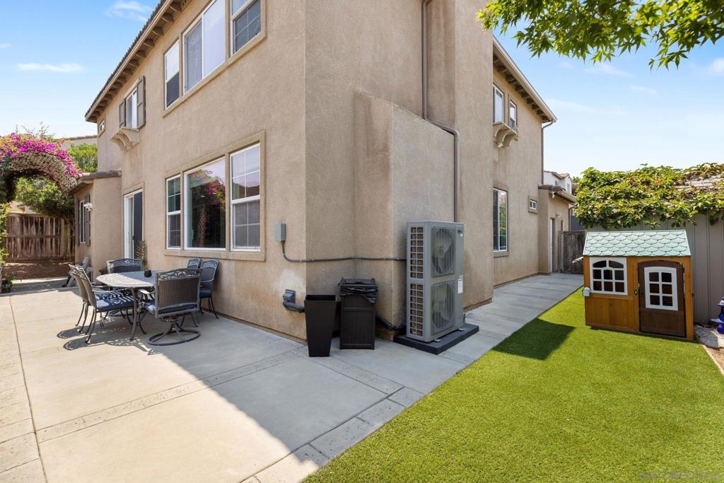 MLS #250039872SD image #16