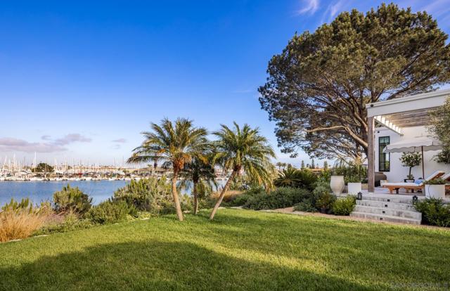 755 Rosecrans St, San Diego CA: https://media.crmls.org/mediaz/343bc6e0-f2bb-402d-84d9-2f55247ffaae.jpg