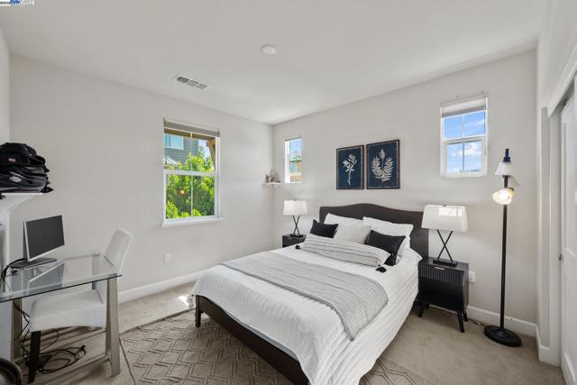 454 Persimmon Common, Livermore CA: https://media.crmls.org/mediaz/343c0a6c-25d7-43a5-a201-de5d3b2e375a.jpg