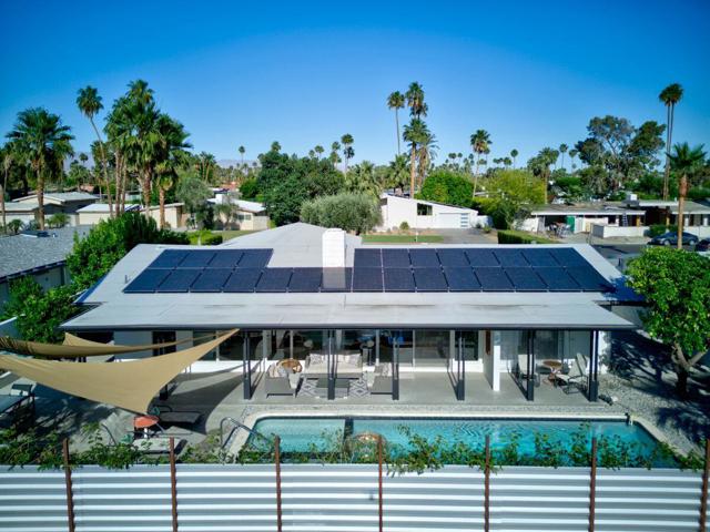 2445 S Broadmoor Drive, Palm Springs CA: https://media.crmls.org/mediaz/343c2afb-2c49-41a9-aa98-e4d863fc22e7.jpg