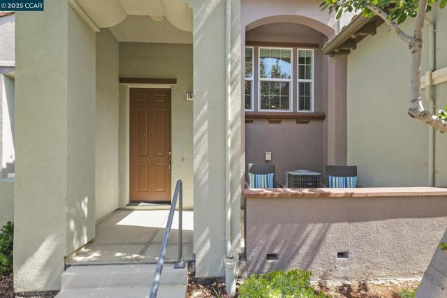 1503 Trailsside Circle, Concord CA: https://media.crmls.org/mediaz/343c3ad3-f4fd-4a73-a347-8f557dd84766.jpg