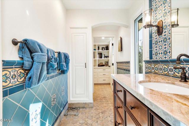 515 Del Oro Drive, Ojai CA: https://media.crmls.org/mediaz/343c6339-4656-45f4-867f-92f0d766ddb0.jpg