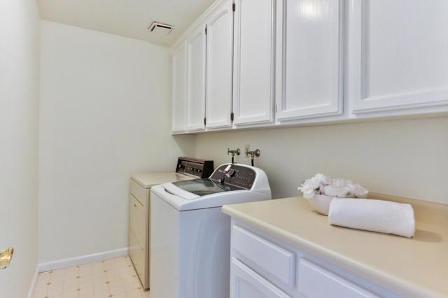 16669 Walter Breton Drive, Morgan Hill CA: https://media.crmls.org/mediaz/343cca24-2330-43fc-bce3-34fda1c2031d.jpg