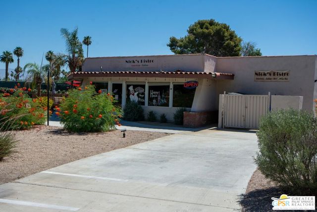480 Calle Madrigal, Cathedral City CA: https://media.crmls.org/mediaz/343cefcd-b9c8-4e8d-bd57-1ea856308648.jpg