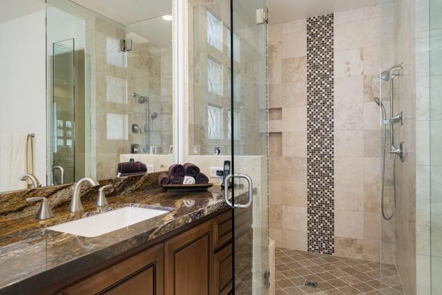 945 Hawk Hill Trail, Palm Desert CA: https://media.crmls.org/mediaz/343cf09d-02bb-4815-91e7-2c5e57b1170a.jpg