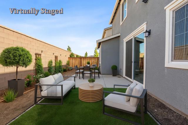 7221 Diamond Avenue, Tracy CA: https://media.crmls.org/mediaz/343d88eb-fd89-44da-96cc-1e16c5675def.jpg
