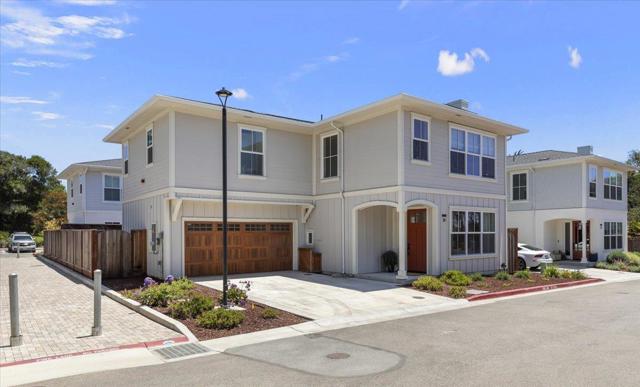 14 Staggi Court, Soquel CA: https://media.crmls.org/mediaz/343d9fbf-cf4d-4f02-8a11-a6260fa75aeb.jpg