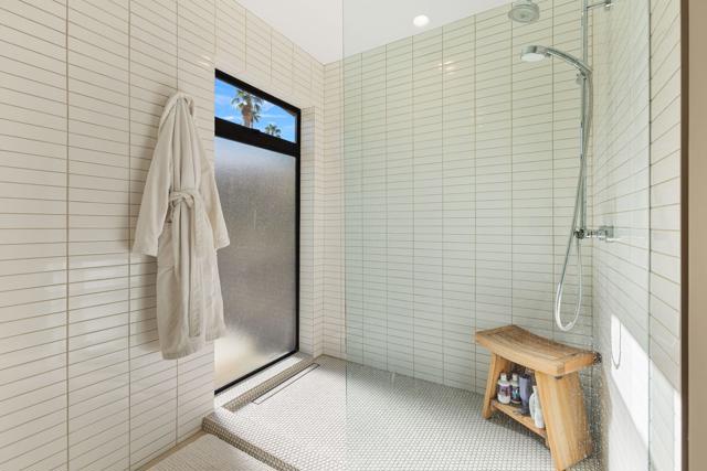 73717 Agave Lane, Palm Desert CA: https://media.crmls.org/mediaz/343db447-898c-4d99-9c8d-3d128855b38b.jpg