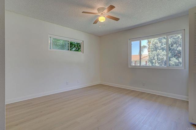 1161 W Westmont Ave, Hemet CA: https://media.crmls.org/mediaz/343f7bb7-40f5-470d-9165-077bdf17828a.jpg
