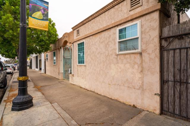 3226 Adams Ave, San Diego CA: https://media.crmls.org/mediaz/343fbcec-d897-44fa-a2c6-2681fa85d5d4.jpg