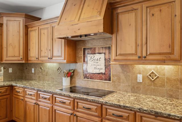 6433 Dehesa Road, El Cajon CA: https://media.crmls.org/mediaz/3441d3f3-78e9-4ff7-9891-9753b4eabb69.jpg