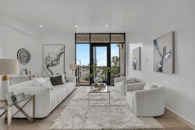889 McLellan Drive, South San Francisco CA: https://media.crmls.org/mediaz/3441dedd-7d8e-4a84-a0cc-0f721068de2f.jpg