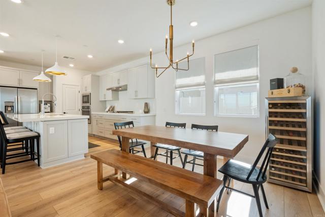 15751 Wainwright Way, San Diego CA: https://media.crmls.org/mediaz/344287c7-ce35-4a27-9890-91376acb86e2.jpg