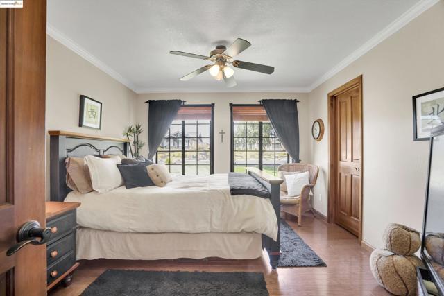 2960 Almondwood Pl, Oakley CA: https://media.crmls.org/mediaz/34434003-4ce6-4afc-bf4d-2901f2ecb2cb.jpg