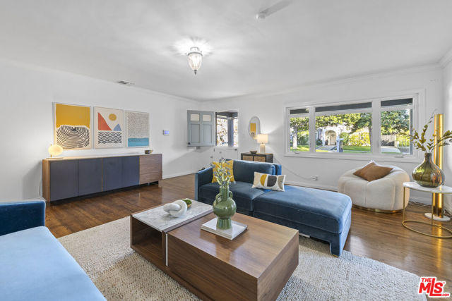 505 Panama Avenue, Long Beach CA: https://media.crmls.org/mediaz/34446f03-0eb4-419e-a30c-46ca3a1e1469.jpg