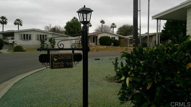 Detail Gallery Image 14 of 43 For 26056 Butterfly Palm Dr, Homeland,  CA 92548 - 2 Beds | 2 Baths