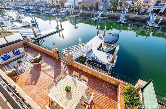 12 Buccaneer WAY, Coronado CA: https://media.crmls.org/mediaz/34478d90-b446-490f-ade6-a870766b19c0.jpg