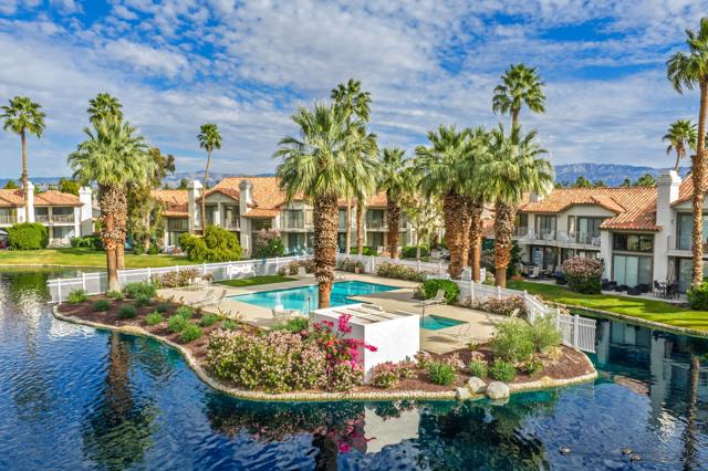 79798 Olympia, La Quinta CA: https://media.crmls.org/mediaz/3447a4e1-9fd3-45d4-b2db-d8d0b8dc1ba1.jpg