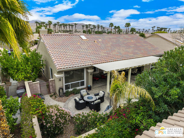 35707 Stonebriar Drive, Palm Desert CA: https://media.crmls.org/mediaz/344839a7-fbc1-43b6-9369-02822d1d4413.jpg
