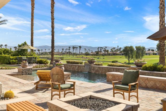 51464 Marbella Court, La Quinta CA: https://media.crmls.org/mediaz/34488b05-6368-4825-98a5-08238658ff24.jpg