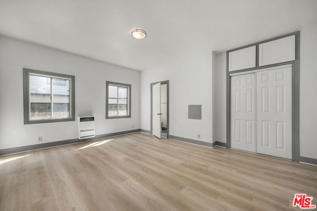 123 S Westmoreland Avenue, Los Angeles CA: https://media.crmls.org/mediaz/34489b58-1159-4690-97c4-5e684466f1db.jpg