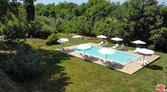 10 Via San Lorenzo, Umbria, ITALY,  CA: https://media.crmls.org/mediaz/344a06c6-f71e-470c-82b0-6d02e072bc22.jpg