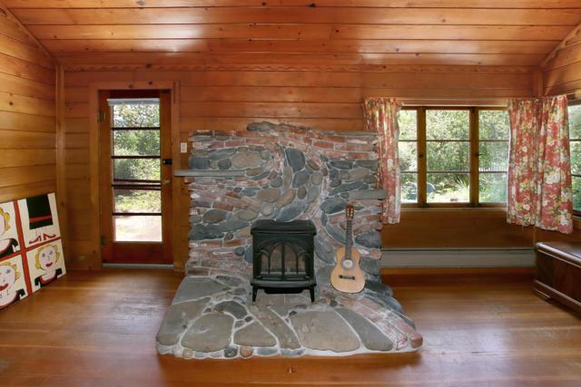 324 Laurel Drive, Felton CA: https://media.crmls.org/mediaz/344b0629-b0f8-4f93-8bae-0805344989cb.jpg