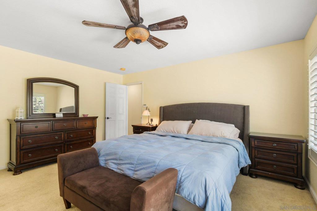 11762 Calle Vivienda - photo 19