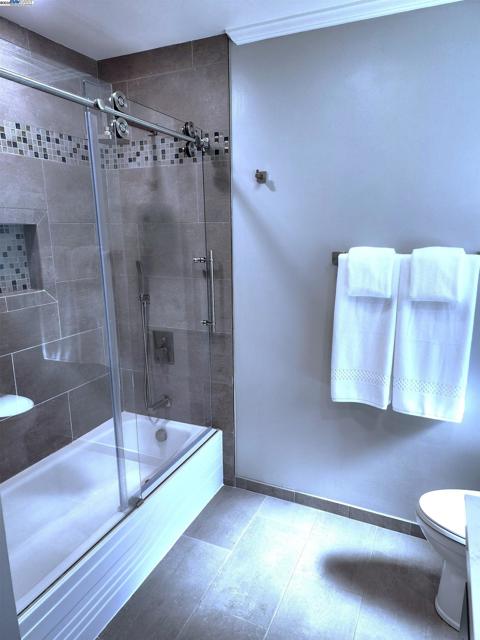 2369 Woodthrush Way, Pleasanton CA: https://media.crmls.org/mediaz/344b80cc-ca1b-4825-9b38-cf7a4fa3b1d8.jpg
