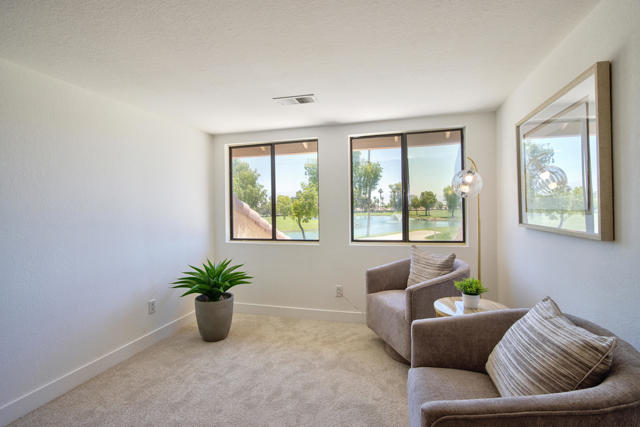 Image 17 of 53 For 41690 Woodhaven Drive