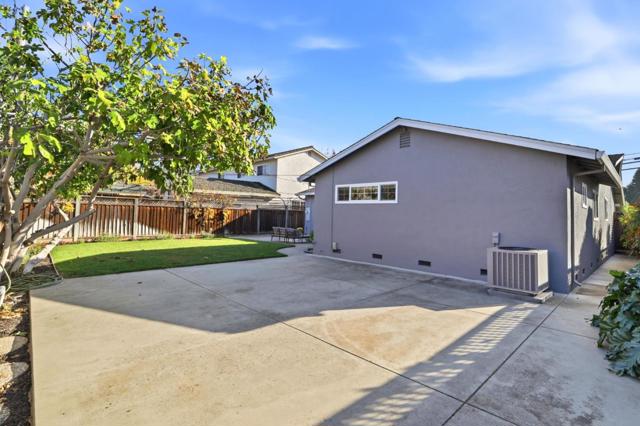 2333 Downing Avenue, San Jose CA: https://media.crmls.org/mediaz/344db3d3-1b3c-4209-aa58-40e164433eba.jpg