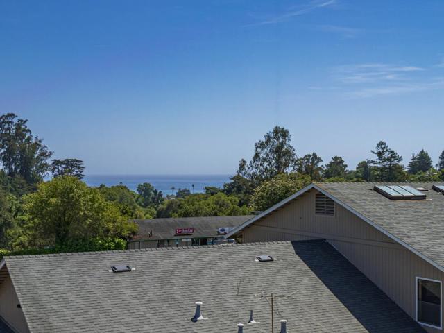 126 Aptos Village Way, Aptos CA: https://media.crmls.org/mediaz/344db591-54fe-40bb-a8ba-a21deaf428c6.jpg
