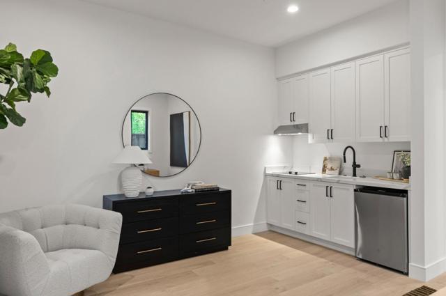 1060 Karen Way, Mountain View CA: https://media.crmls.org/mediaz/344dfefd-f61a-4d47-8e7f-e45601d1a124.jpg