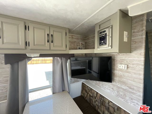 55 E Avenue D4, Lancaster CA: https://media.crmls.org/mediaz/344ef5f7-9c0c-48bc-a5b0-fd08c3fe4082.jpg