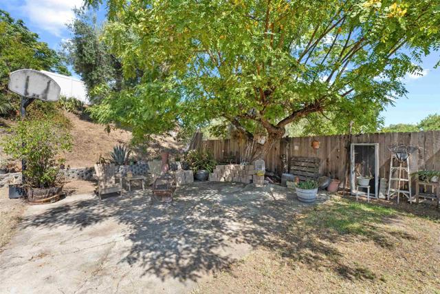 Detail Gallery Image 29 of 31 For 1534 Folkestone St, Spring Valley,  CA 91977 - 4 Beds | 2 Baths