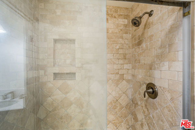 416 Bolero Way, Newport Beach CA: https://media.crmls.org/mediaz/3451031a-7a2d-4eed-9cad-7871c5fd08d3.jpg