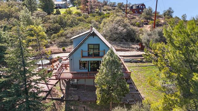 10172 Boulder Creek Road, Descanso CA: https://media.crmls.org/mediaz/345238d1-14fb-4228-a463-7008fa0c3aa9.jpg