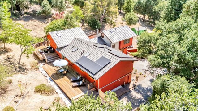 17900 China Grade Road, Boulder Creek CA: https://media.crmls.org/mediaz/34528aaf-f0d7-4cb0-8008-3ad6dd1e42ea.jpg