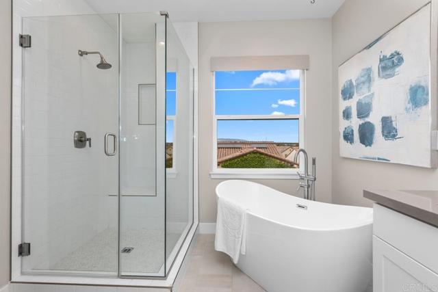13403 Hudson Ln, San Diego CA: https://media.crmls.org/mediaz/3452da22-472b-41fa-b6a4-fd7072ed958b.jpg