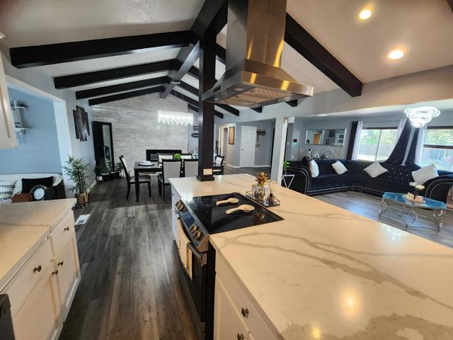 601 Weyer Road, Modesto CA: https://media.crmls.org/mediaz/345424f7-b1ae-46c0-8c72-1b86eb826b6d.jpg