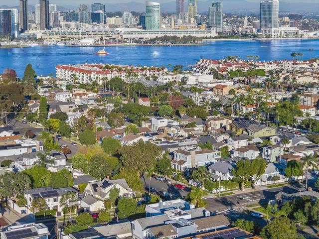 406 408 & 408B E Ave, Coronado CA: https://media.crmls.org/mediaz/3454721f-7470-485f-9a68-ac3ad264de10.jpg