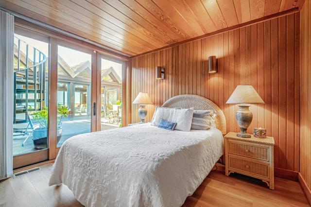547 Beach Drive, Aptos CA: https://media.crmls.org/mediaz/3454a6b5-e53b-40bd-9e5b-763bef990baf.jpg