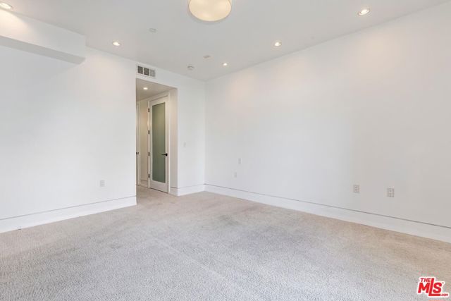 225 South Hamilton Drive, 106 photo 19