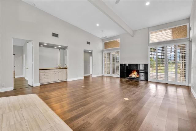 45 Lincoln Place, Rancho Mirage CA: https://media.crmls.org/mediaz/3455af06-24ce-4cf6-b23b-65cf587348e2.jpg
