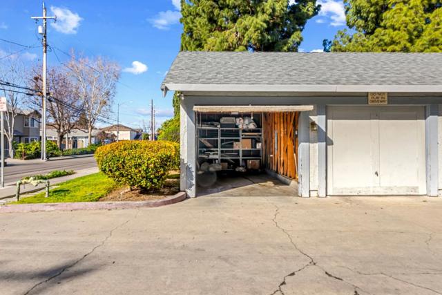 482 S Willard Avenue, San Jose CA: https://media.crmls.org/mediaz/34562ffc-2bd4-49be-9759-53a20be9ae49.jpg