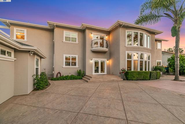 190 Pickering Ave, Fremont CA: https://media.crmls.org/mediaz/345782b9-d6b2-4419-82e8-8a26fa389412.jpg