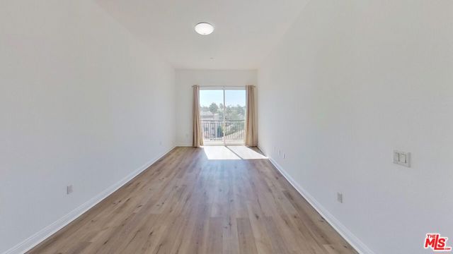 345 S Gramercy Place, Los Angeles CA: https://media.crmls.org/mediaz/3457fc46-f244-459a-b3bd-98780e5bfa61.jpg